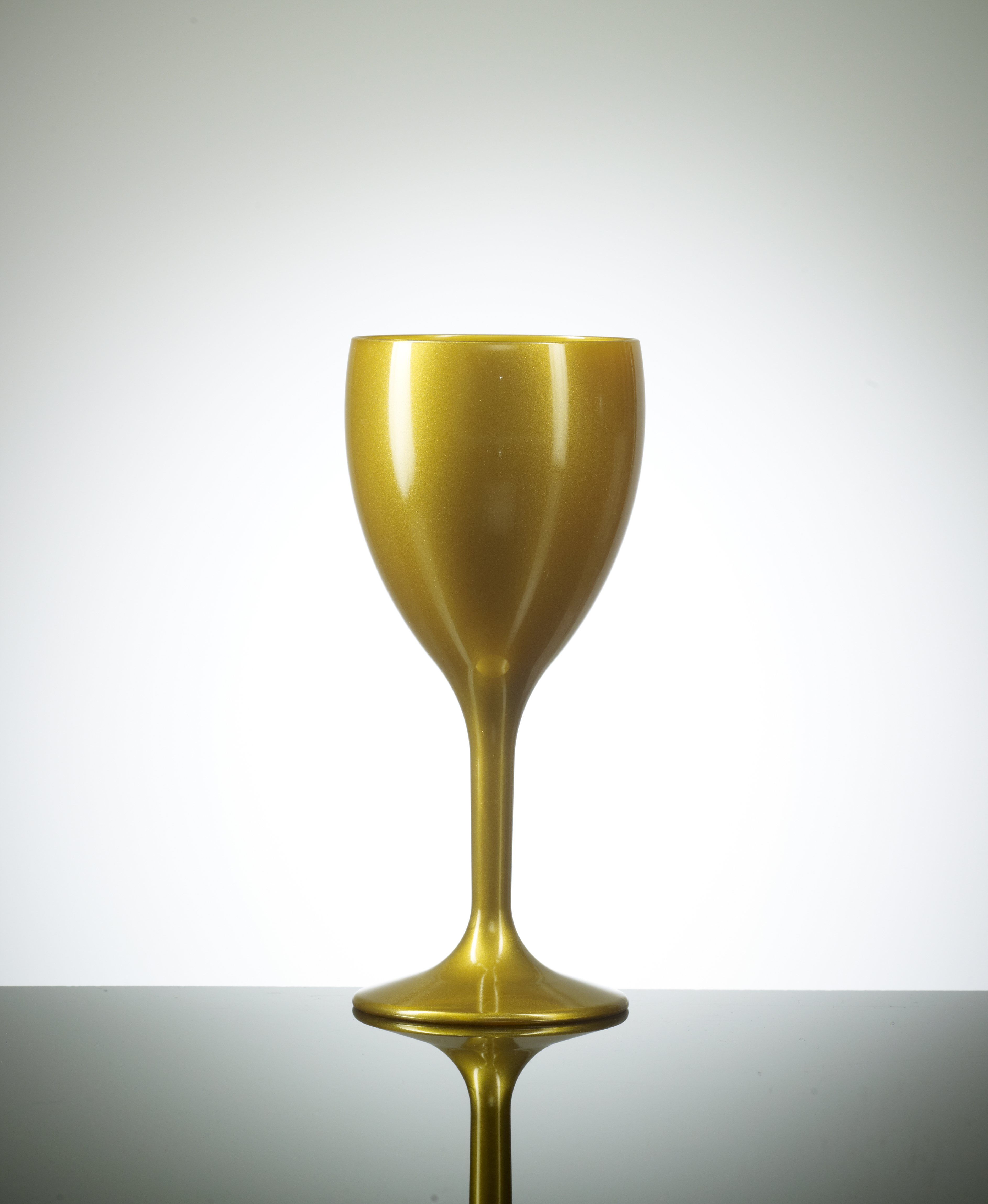 Elite Premium 9oz Gold Polycarbonate Wine Glasses	